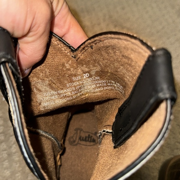 Justin kids cowboy boots - Picture 3 of 3